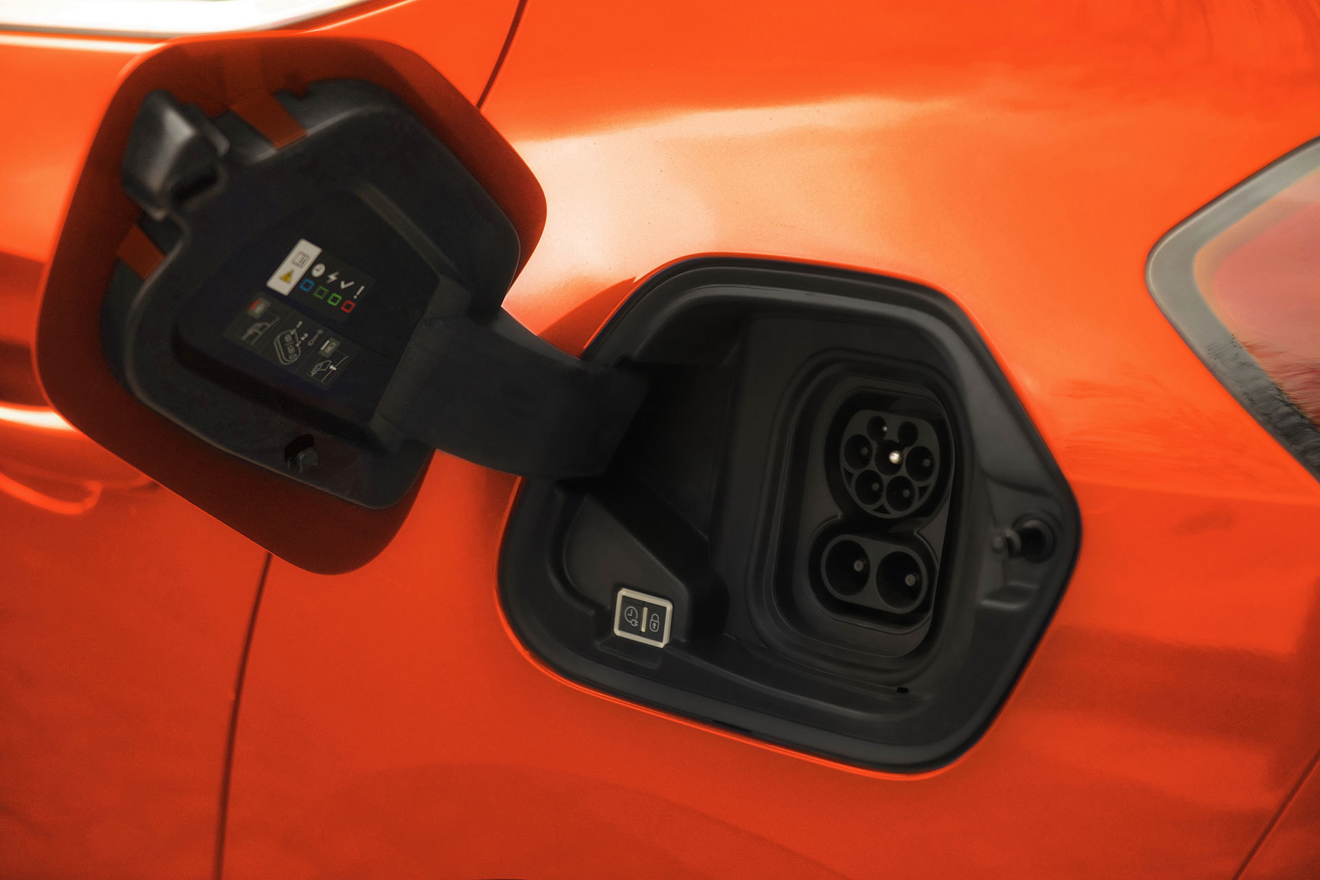 Opel Corsa E 2020 Naranja Prueba 32