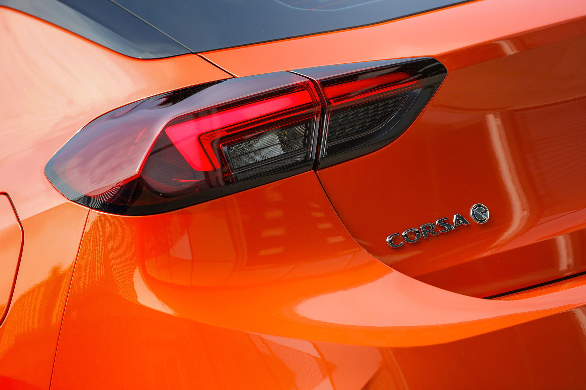 Opel Corsa E 2020 Naranja Prueba 35