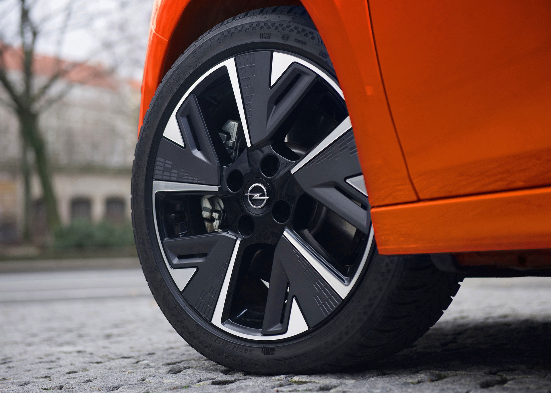 Opel Corsa E 2020 Naranja Prueba 40