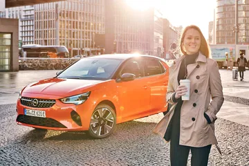 Opel Corsa E 2020 Naranja Prueba 51
