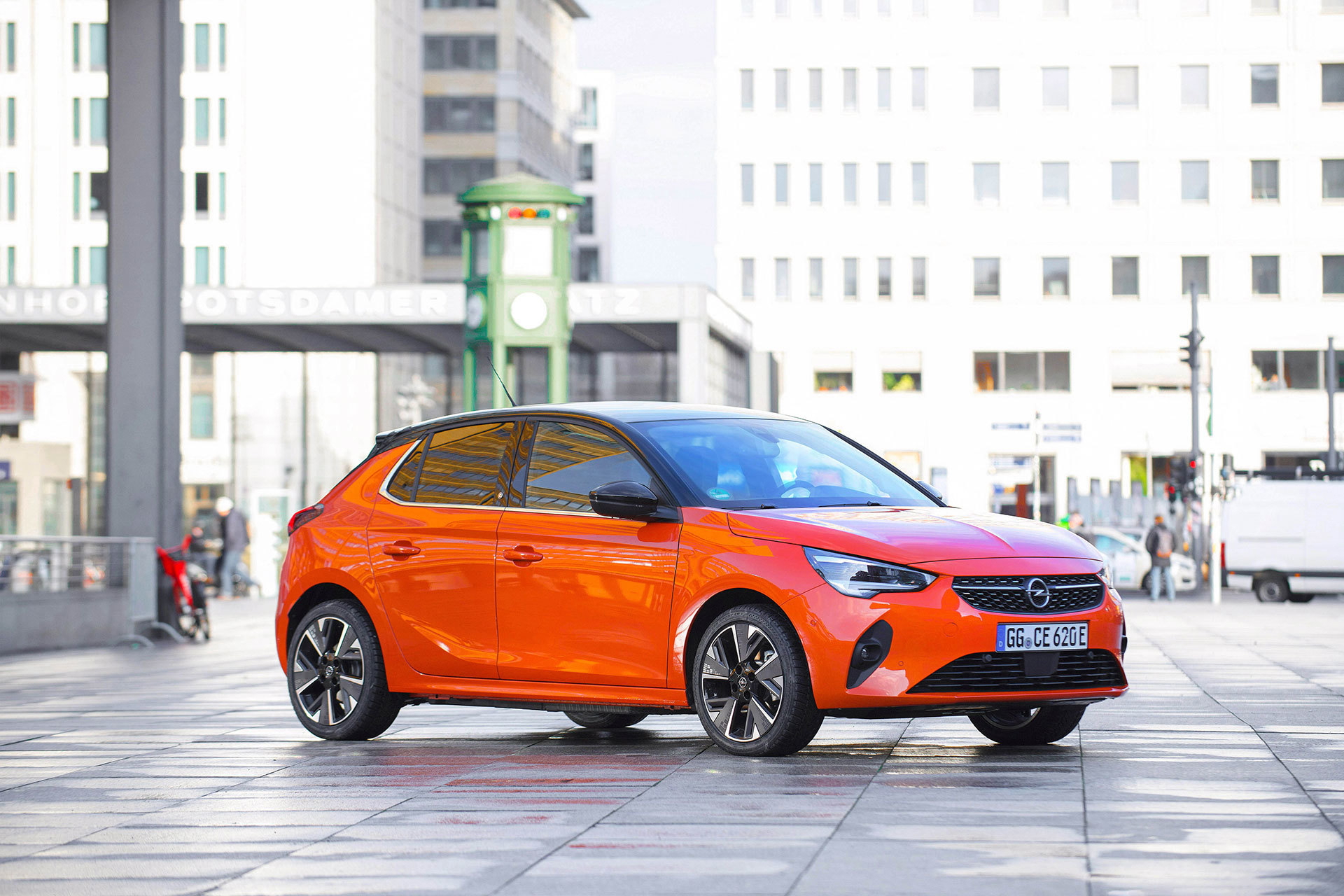 Opel Corsa E 2020 Naranja Prueba 54