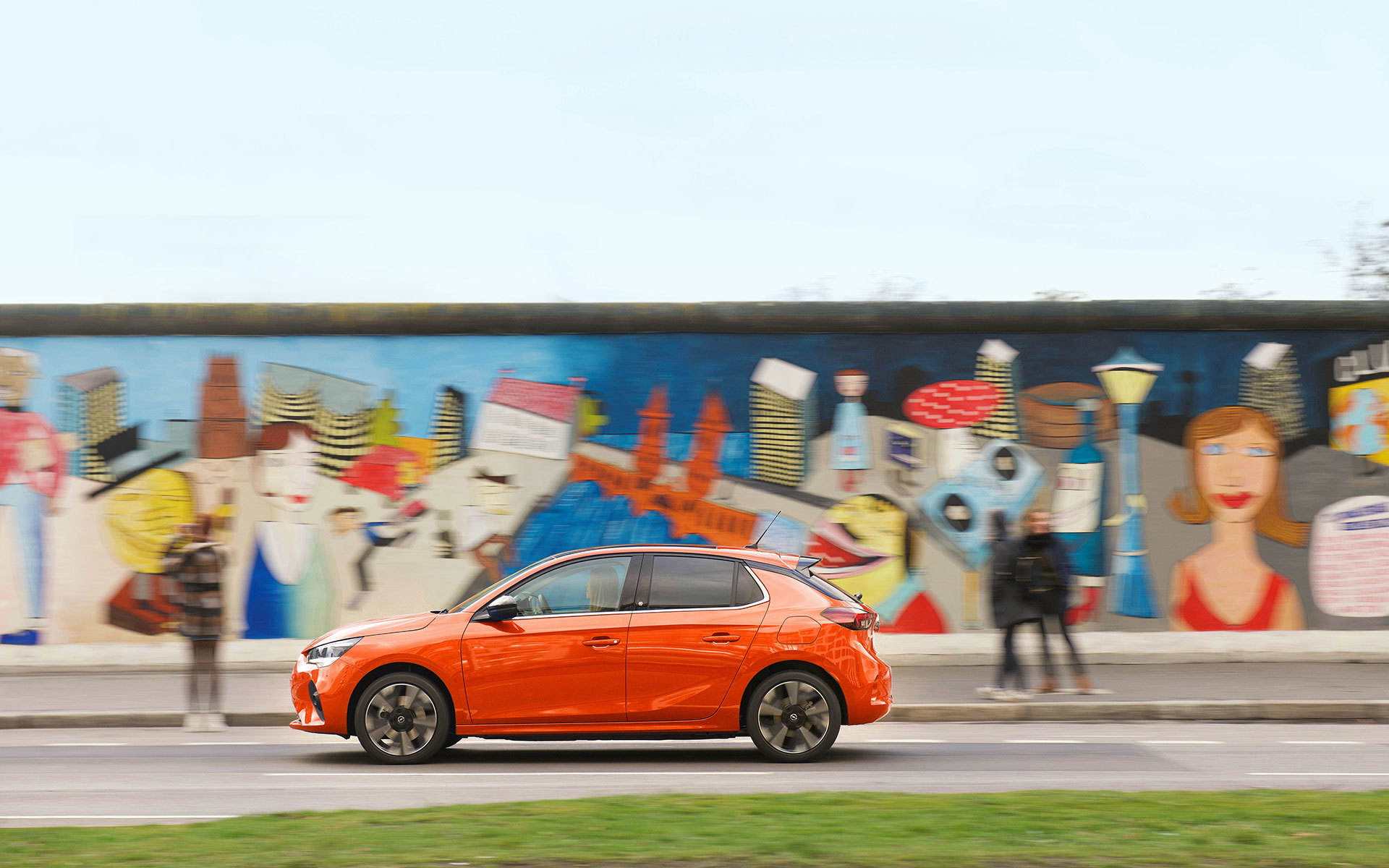 Opel Corsa E 2020 Naranja Prueba 65