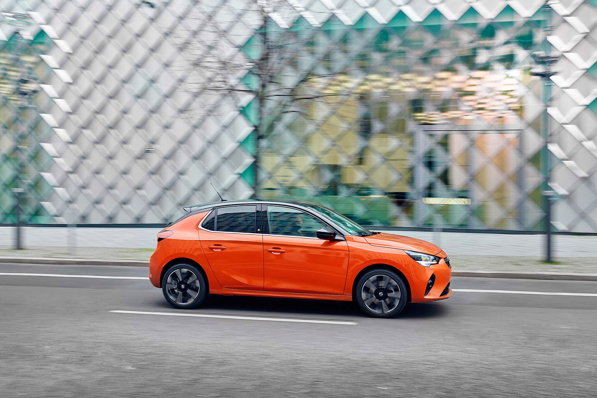 Opel Corsa E 2020 Naranja Prueba 68