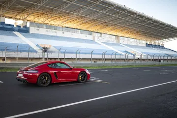 Porsche 718 Cayman Gts 40 Red Carmine 5