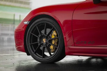 Porsche 718 Cayman Gts 40 Red Carmine 9