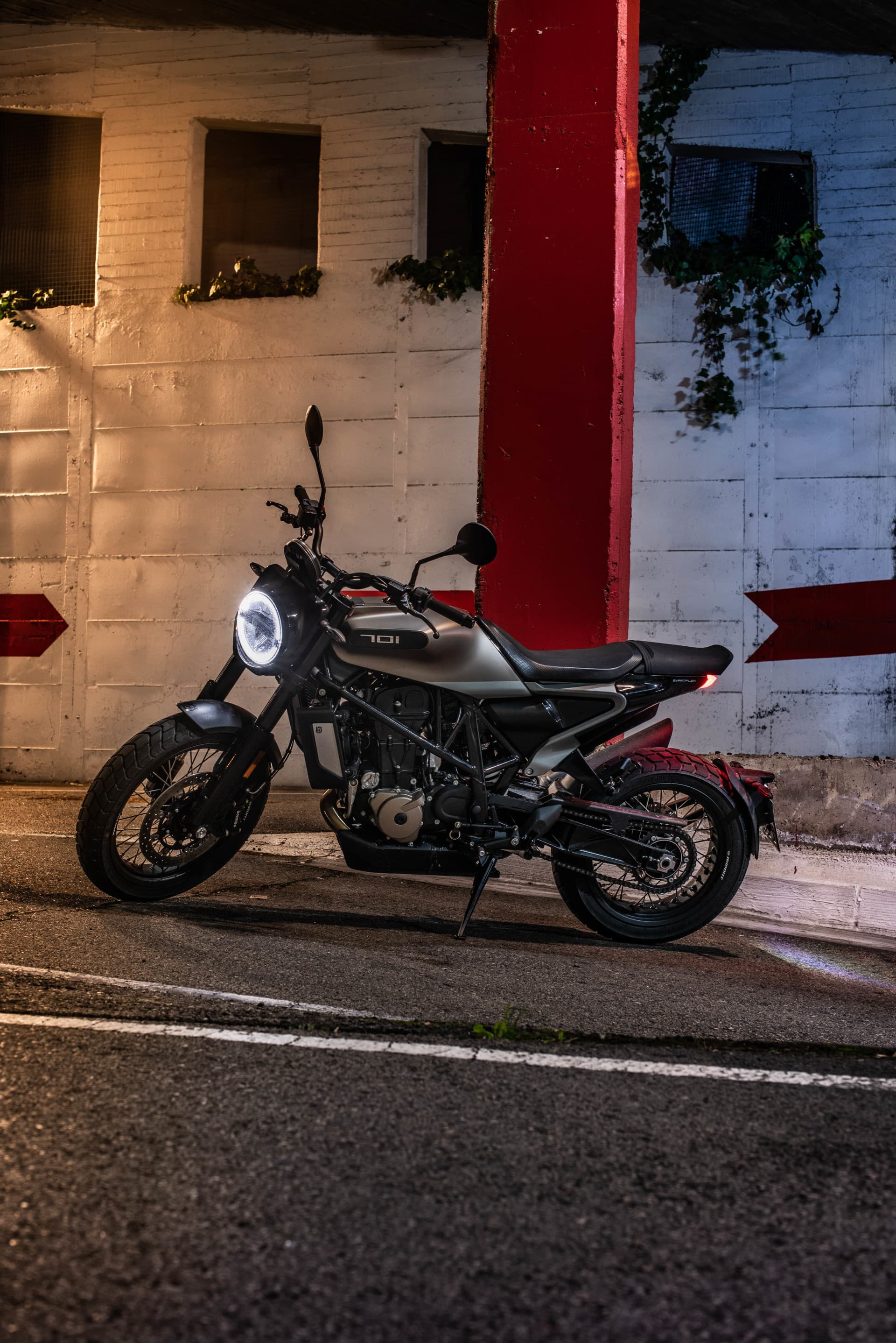 Prueba Husqvarna Svartpilen 14
