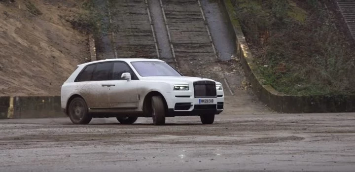 Rolls Royce Cullinan Drift