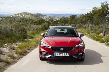 Seat Leon Fr 2020 Rojo 15