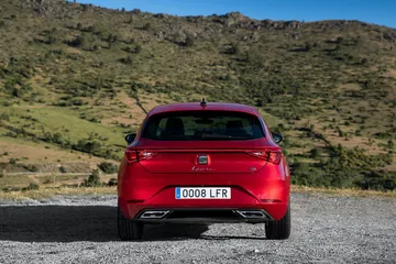 Seat Leon Fr 2020 Rojo 16