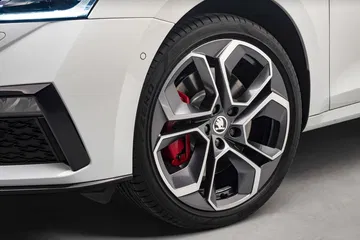 Skoda Octavia Rs Iv 010