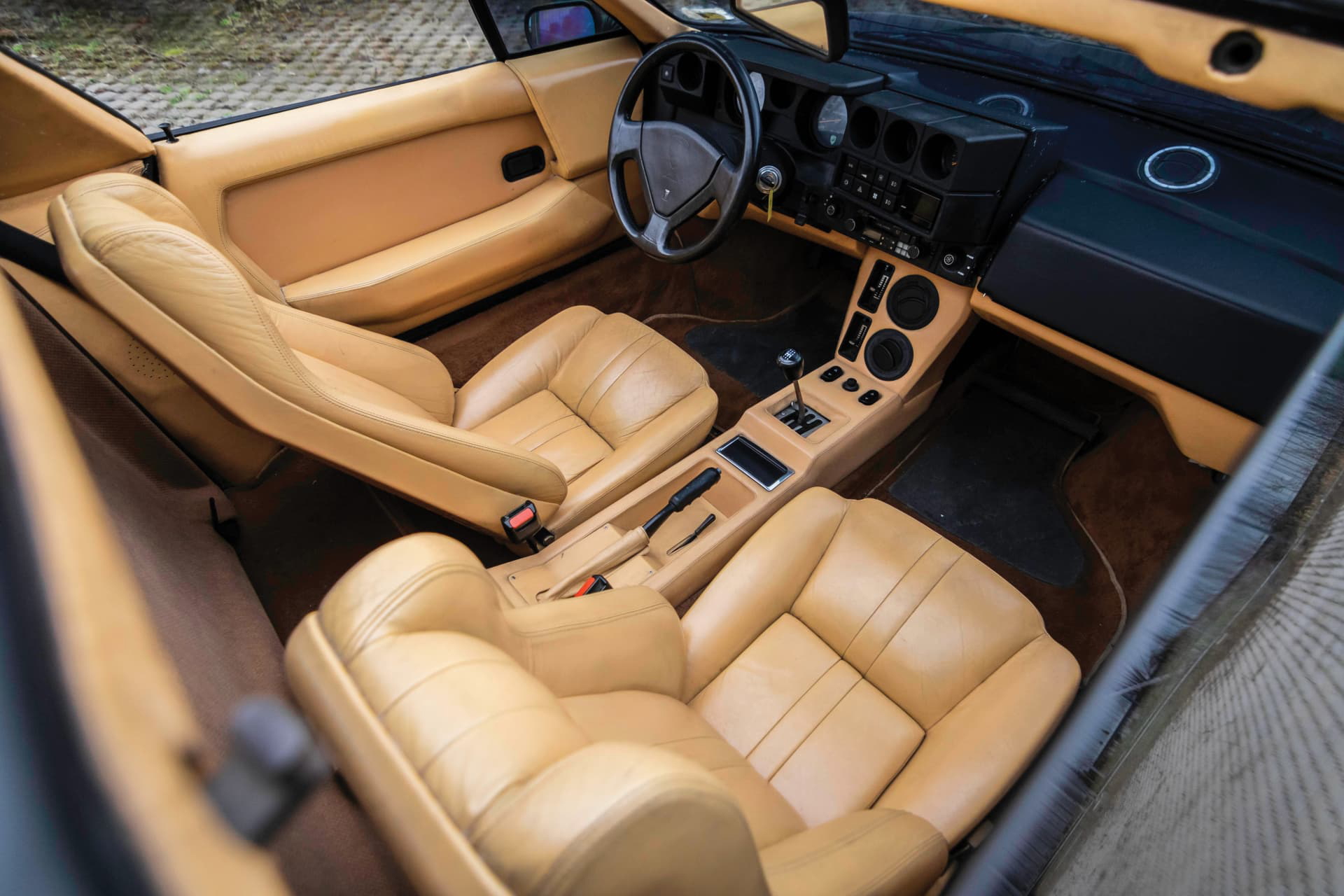 1986 Lamborghini Jalpa 3