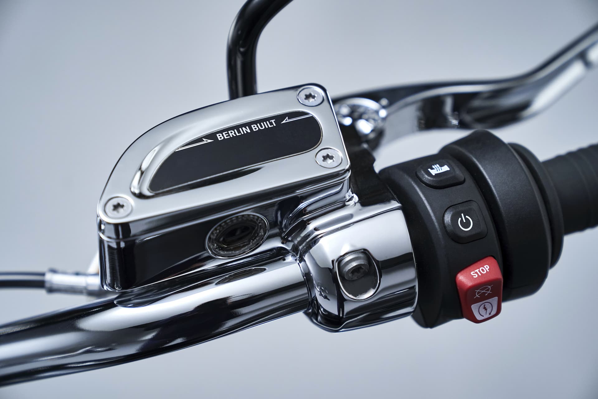 Bmw R18 2020 P90386415 Highres The Bmw R 18 First E