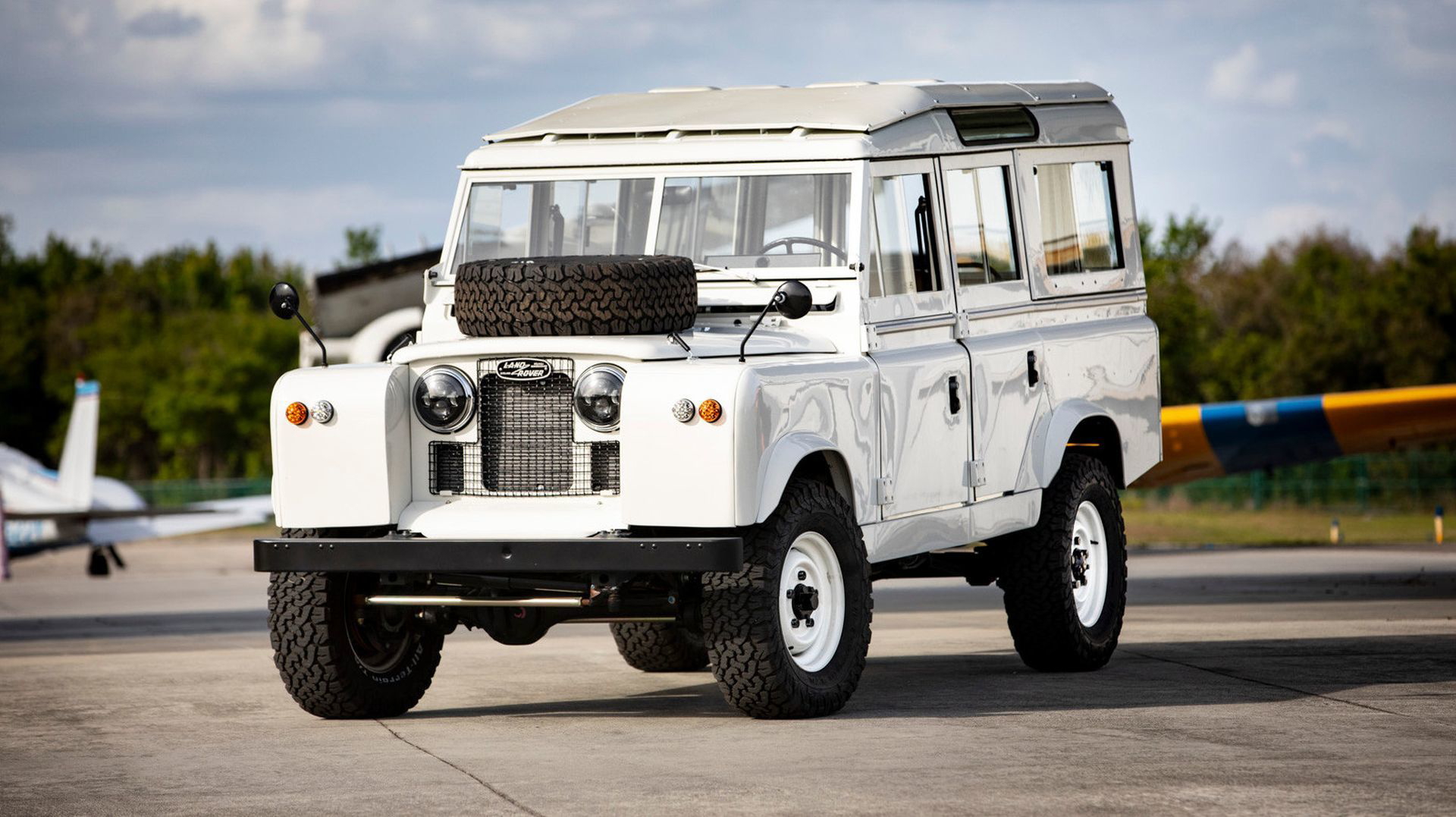 Ecd Defender Series Restomod 1