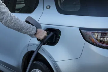 Land Rover Discovery Sport Phev 15