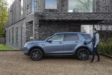 Land Rover Discovery Sport Phev 17