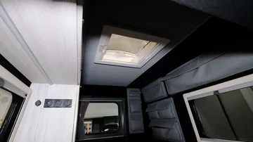 Lorinser Puch Mercedes Clase G Camper 2020 10