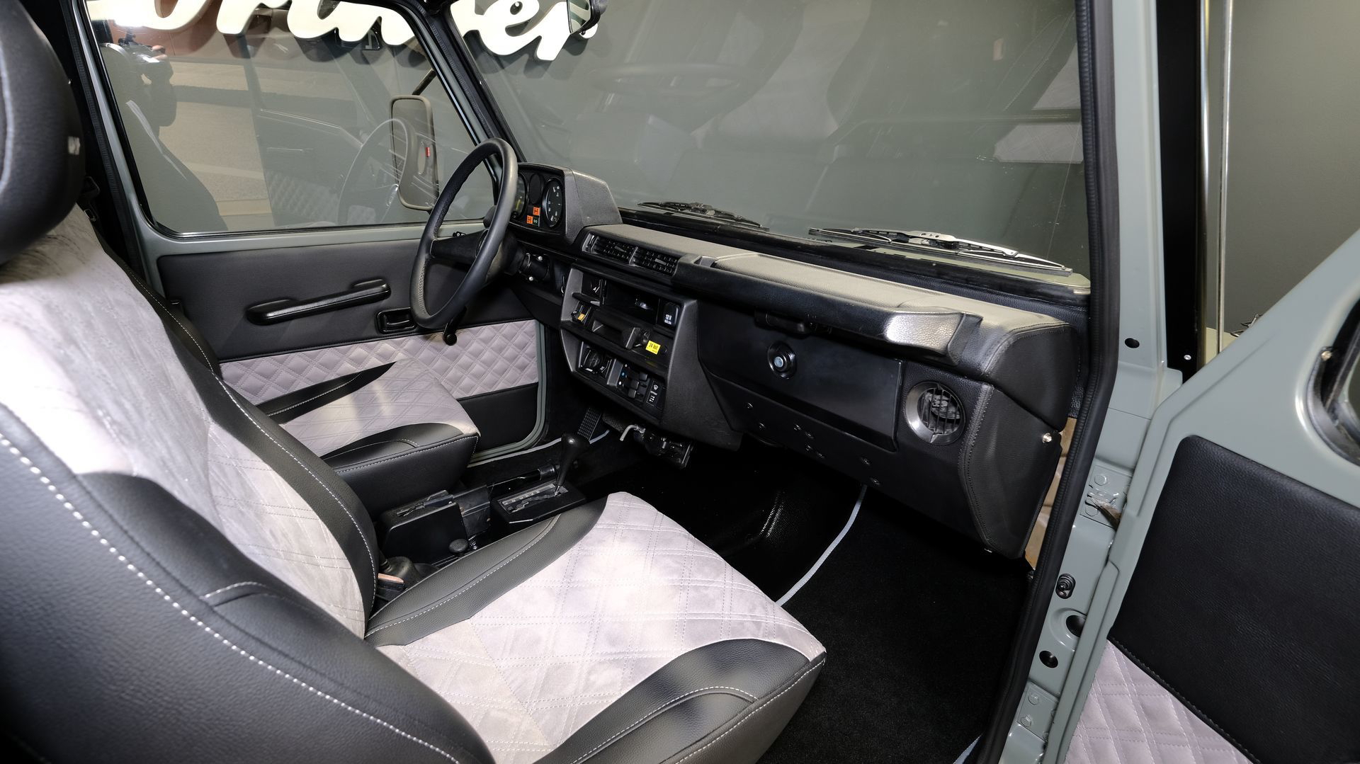 Lorinser Puch Mercedes Clase G Camper 2020 4