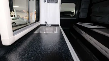 Lorinser Puch Mercedes Clase G Camper 2020 8