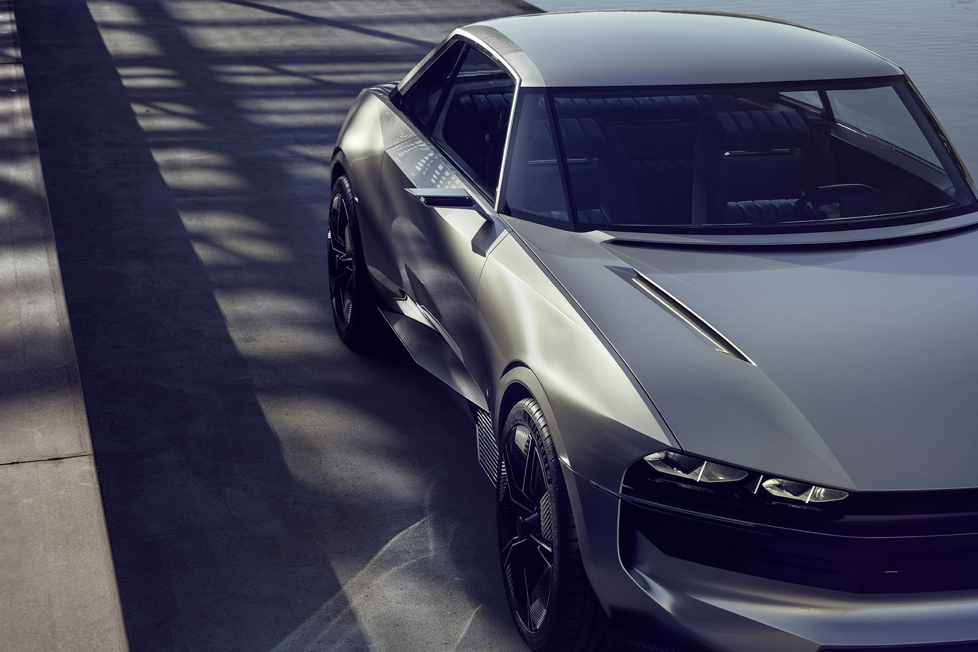 Peugeot E Legend Detalles 01
