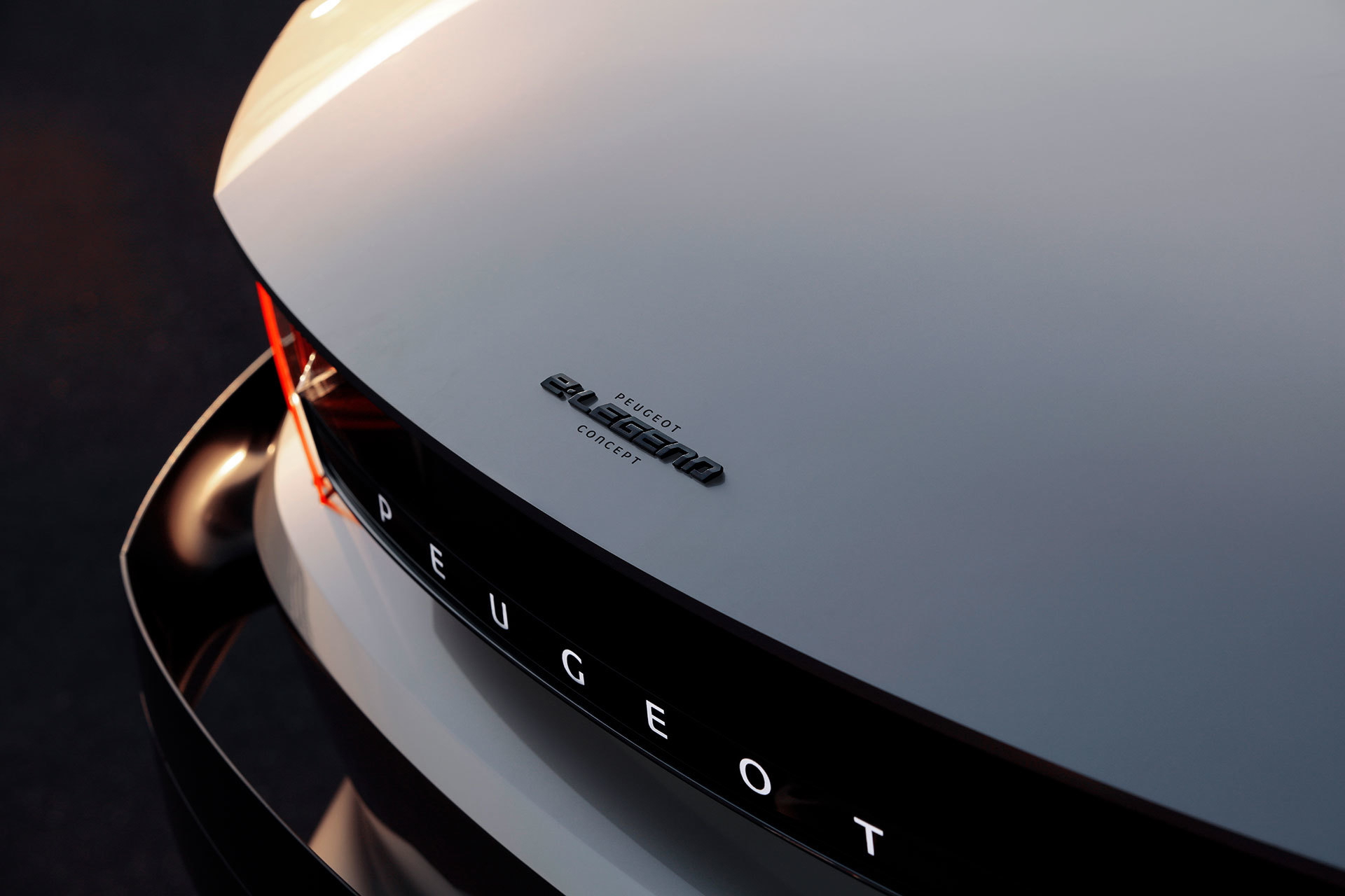 Peugeot E Legend Detalles 06