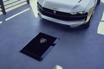 Peugeot E Legend Detalles 08