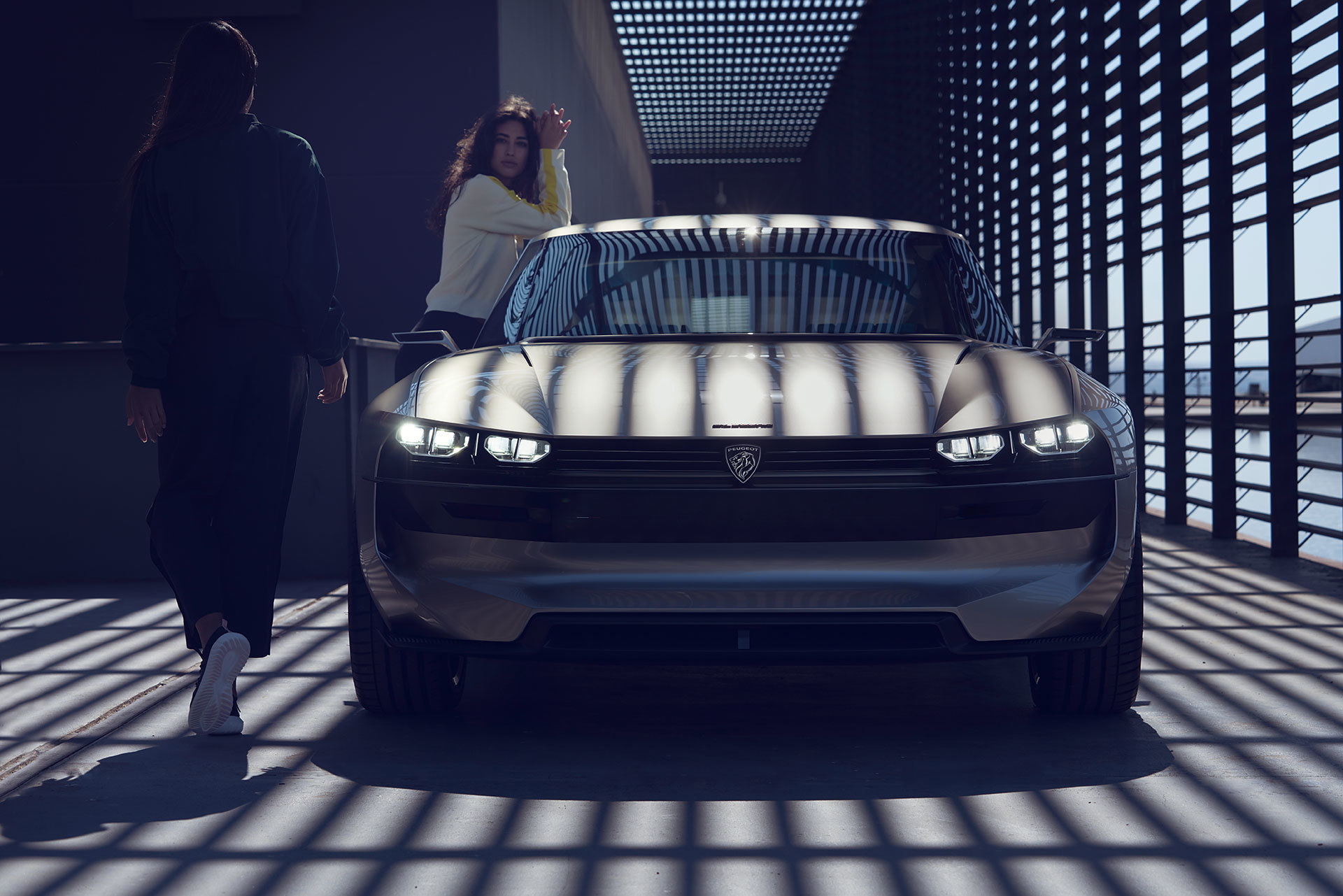 Peugeot E Legend Exterior 12