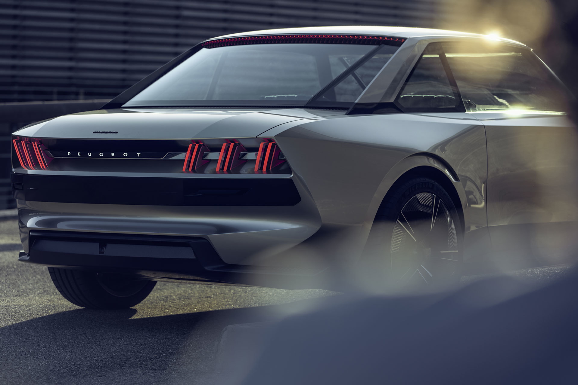 Peugeot E Legend Exterior Real 05