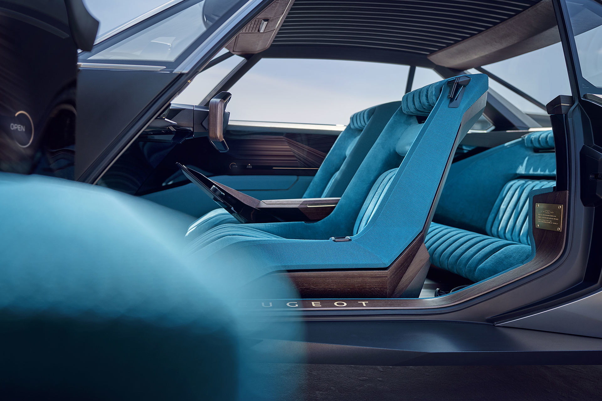Peugeot E Legend Interior 03