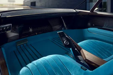 Peugeot E Legend Interior 11