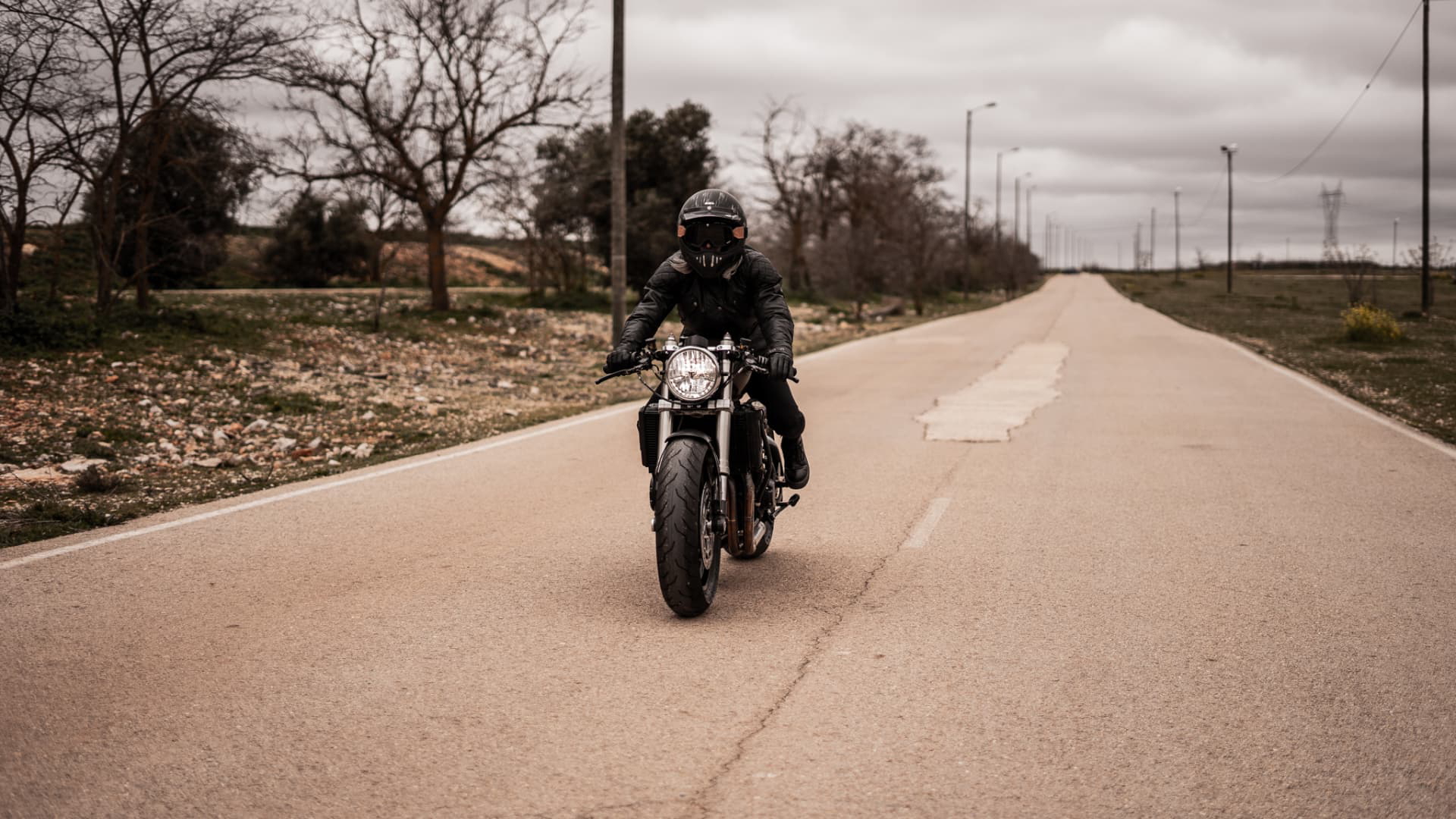 Triumph Bobber Toohard Dsc00542