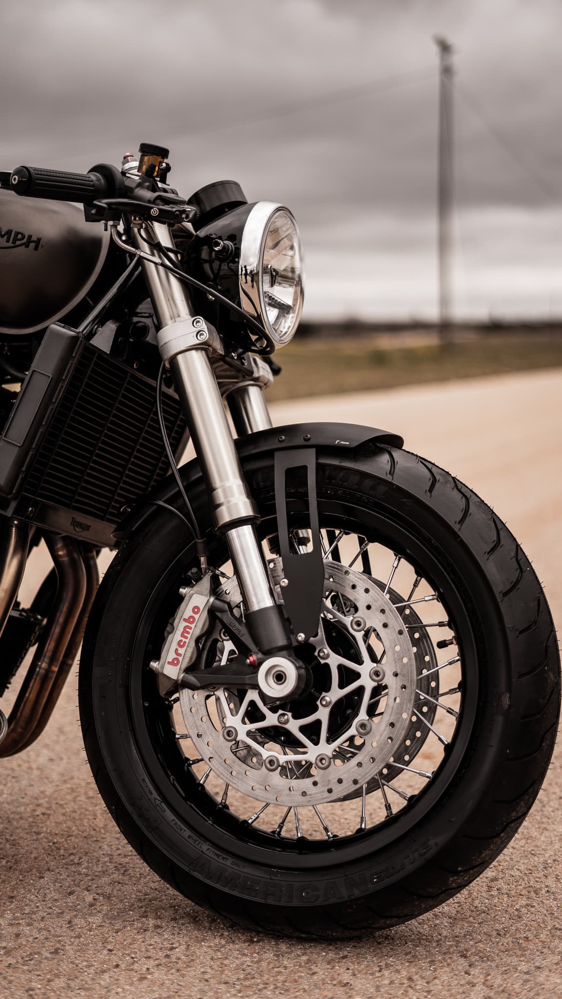 Triumph Bobber Toohard Dsc00556