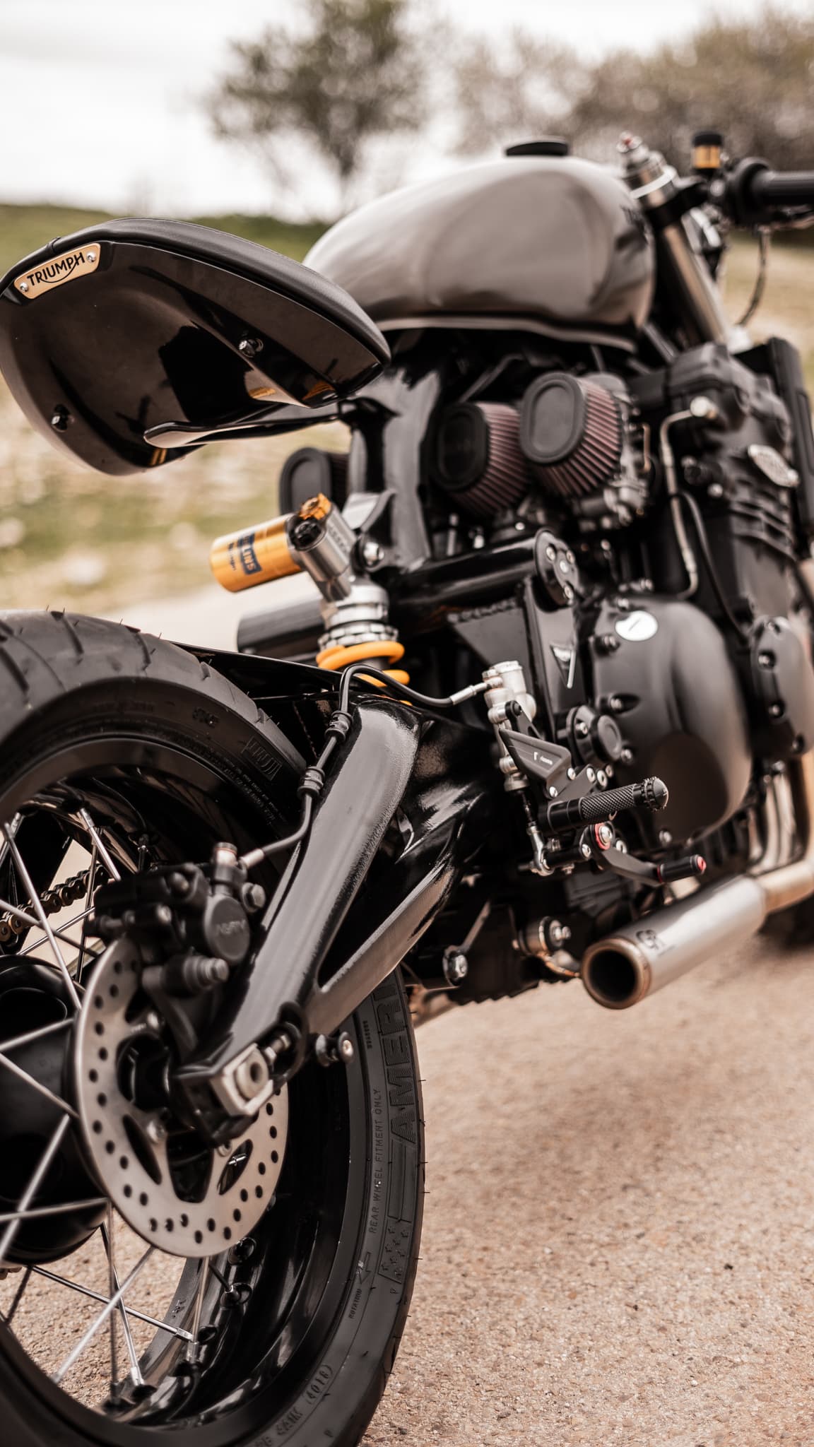 Triumph Bobber Toohard Dsc00680