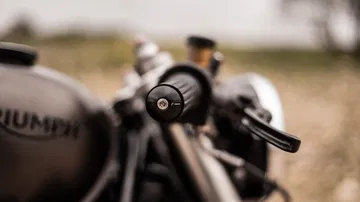 Triumph Bobber Toohard Dsc00698