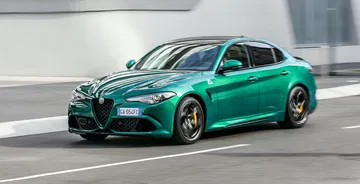 Alfa Romeo Giulia Stelvio Quadrifoglio 2020 0520 007