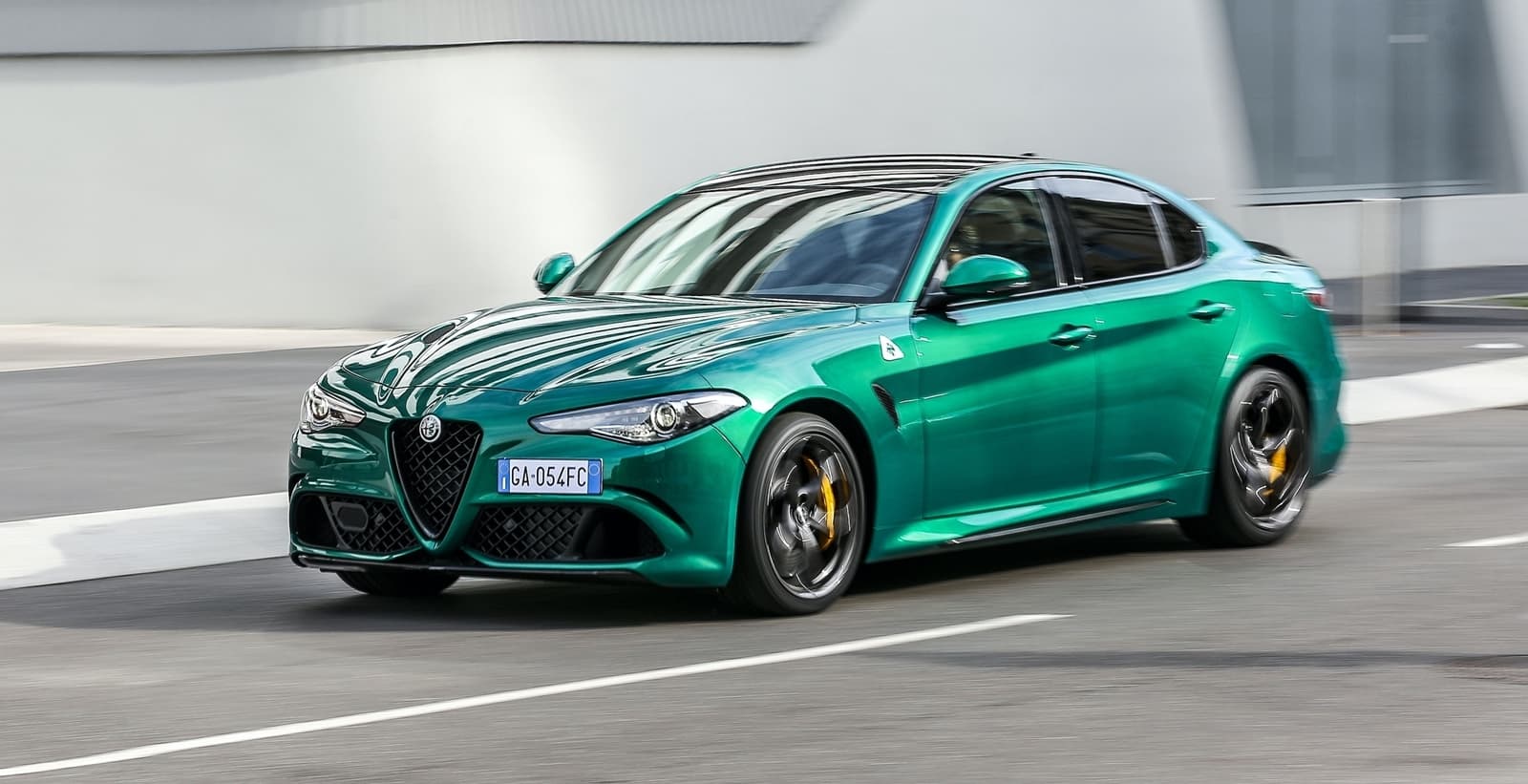 Alfa Romeo Giulia Stelvio Quadrifoglio 2020 0520 007