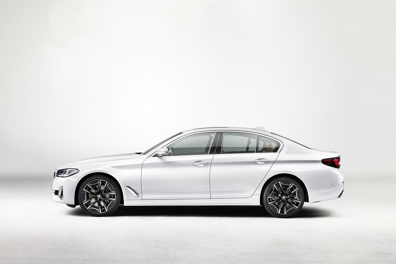 Bmw Serie 5 2021 0520 061
