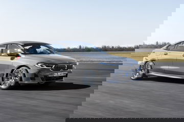 Vista lateral del BMW Serie 6 Gran Turismo evidenciando sus líneas aerodinámicas.
