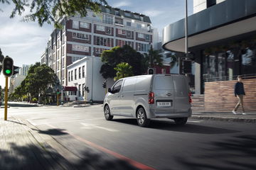 Peugeot E Expert 2020 4