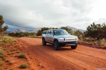 Rivian R1t Exterior 00015