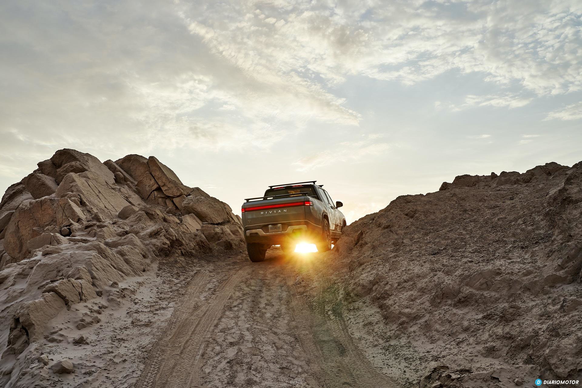 Rivian R1t Exterior 00032