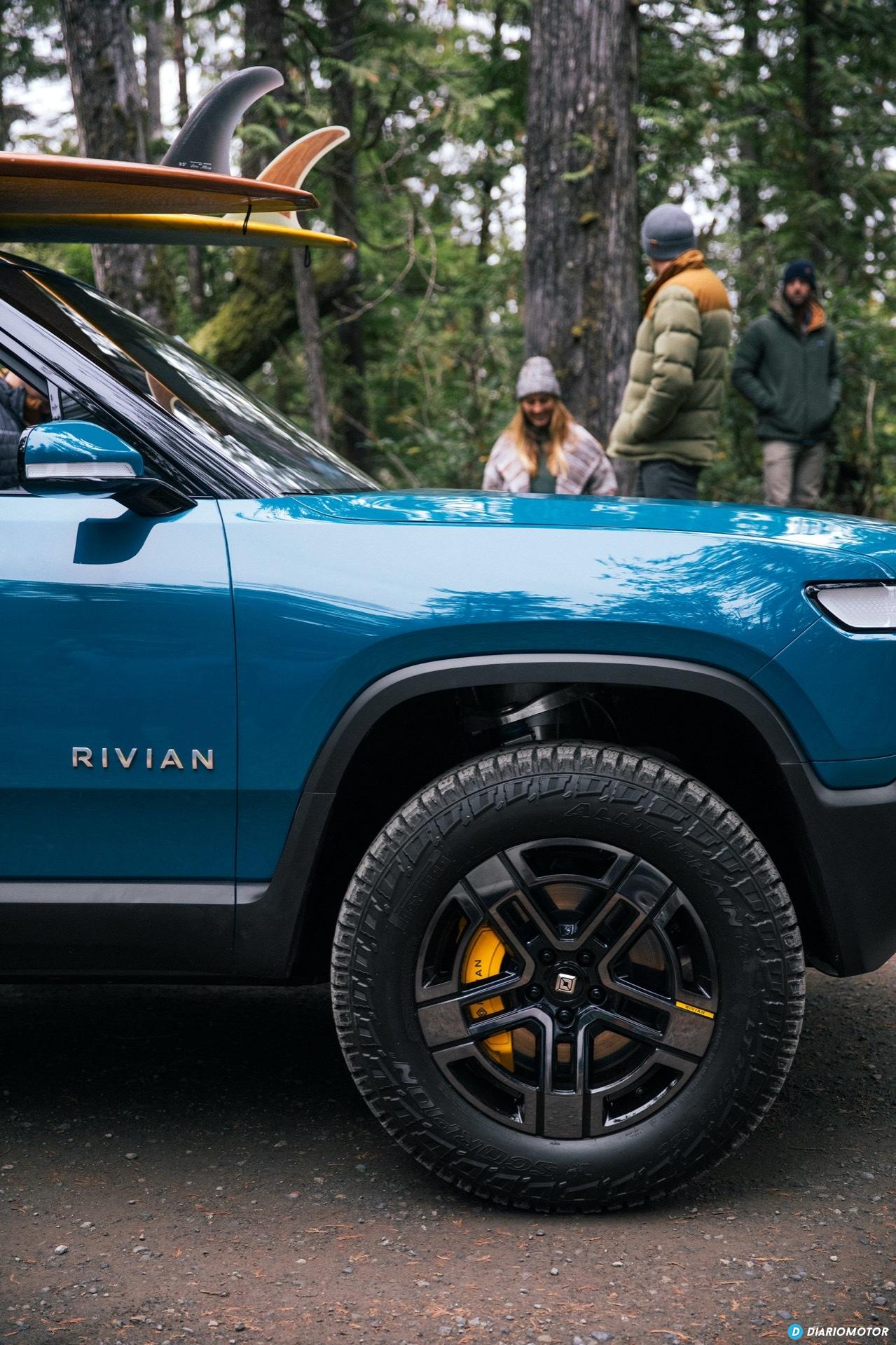 Rivian R1t Exterior 00038