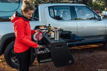 Rivian R1t Camperizada 00002