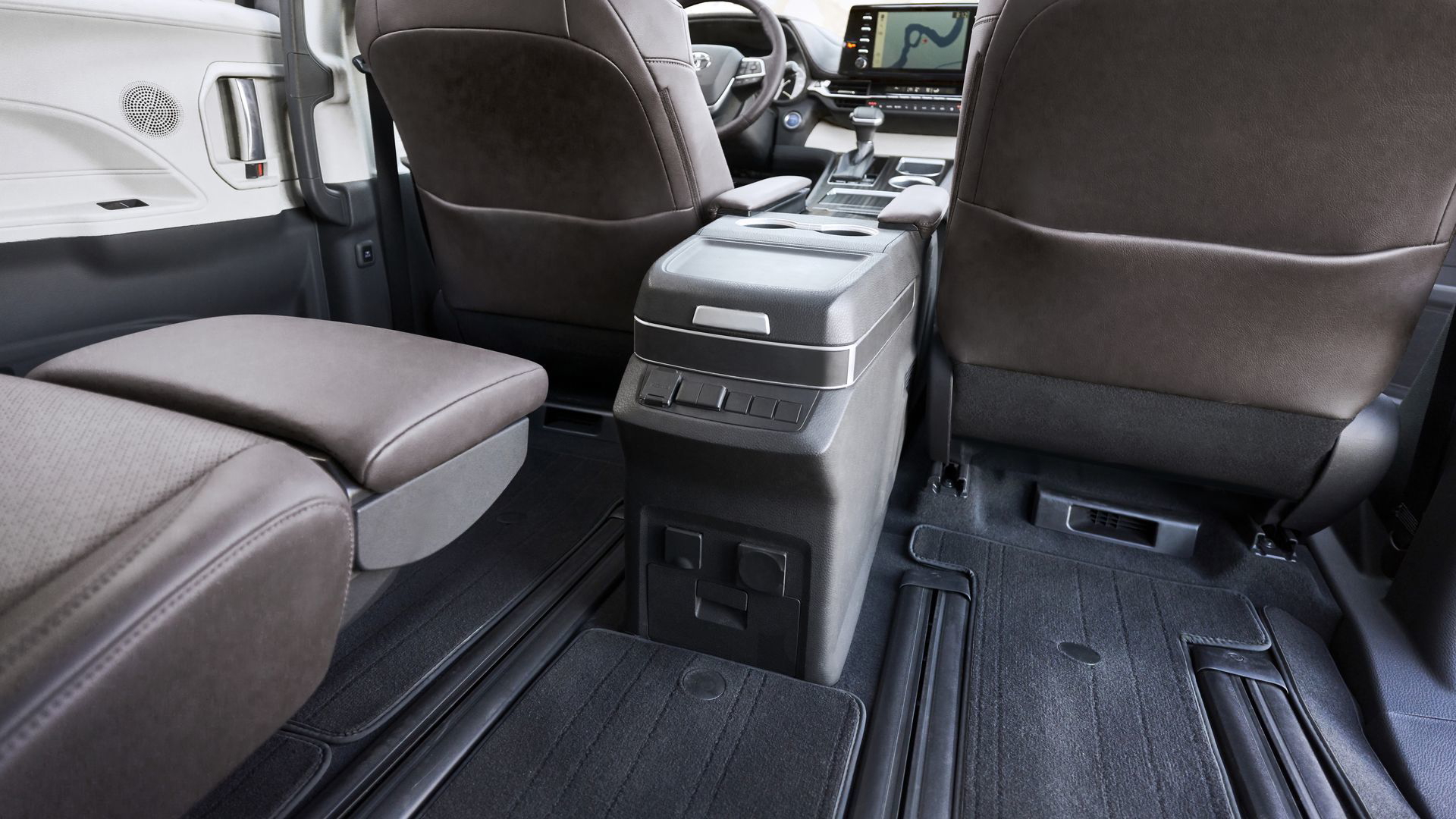 Toyota Sienna 2020 10