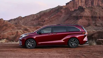 Toyota Sienna 2020 17