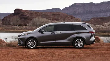 Toyota Sienna 2020 6