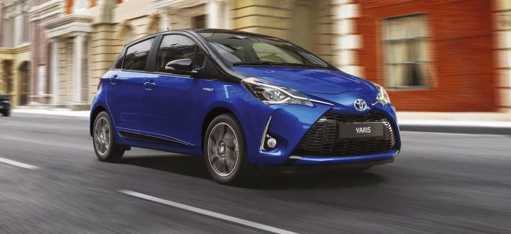 Toyota Yaris Hibrido Azul Oferta Mayo 2020