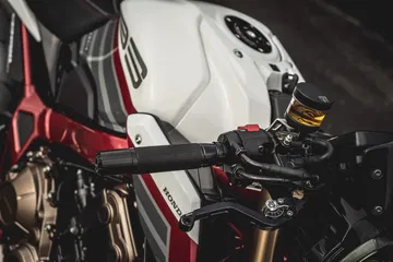 Garage Dreams Mototrofa