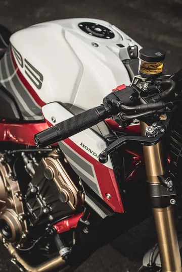 Garage Dreams Mototrofa