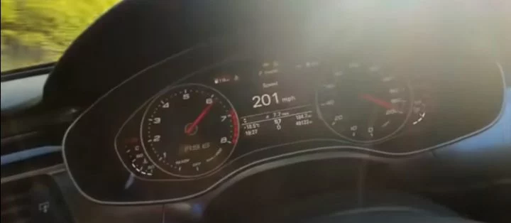 Audi Rs6 323 Kmh