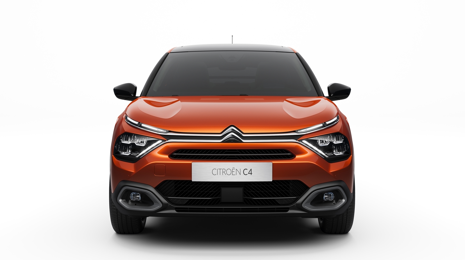 Vista frontal del Citroën C4 destacando su diseño vanguardista y luces LED.
